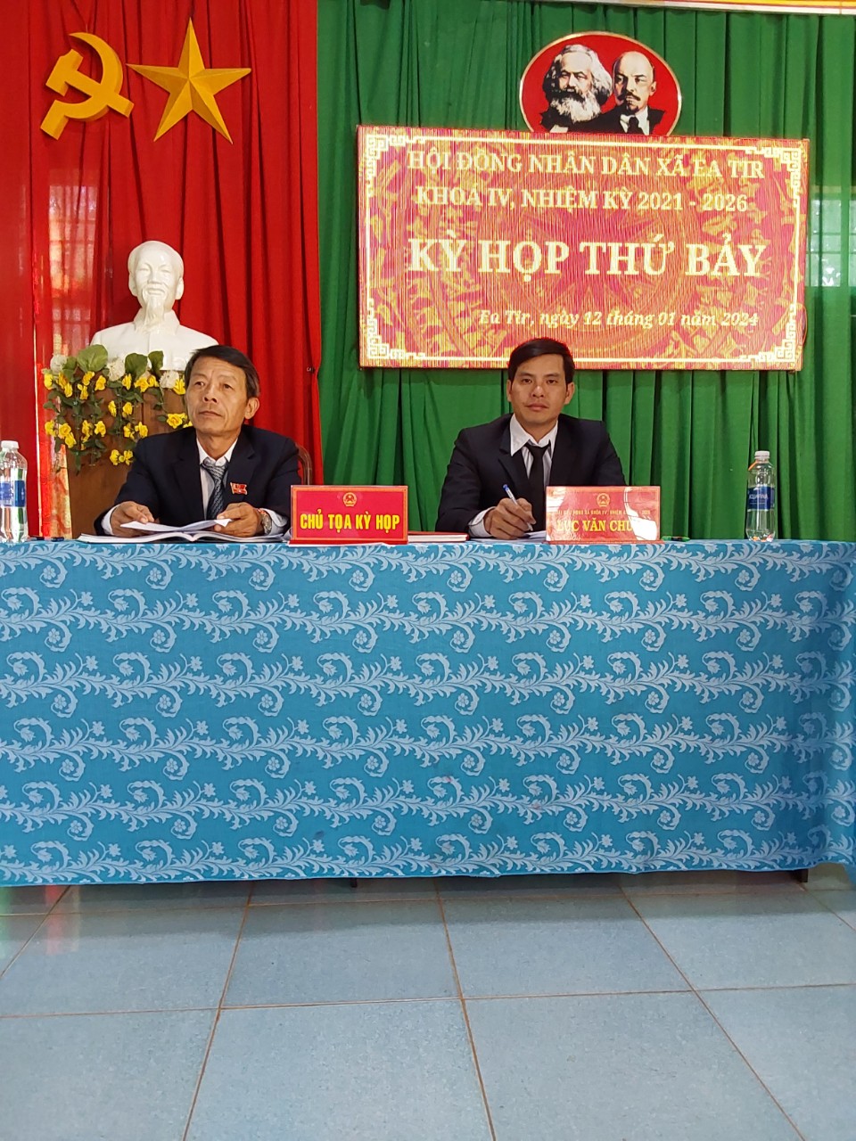 Kỳ họp thứ Bảy, HĐND xã Ea Tir khóa IV, nhiệm kỳ 2021 – 2026